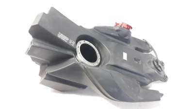 Recambio de deposito combustible para bmw f 800 r 2015- f 800 r referencia OEM IAM 16118529408  