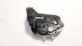 Recambio de cerradura puerta trasera derecha para toyota yaris 2014-2017 hsd active referencia OEM IAM 690500D310  
