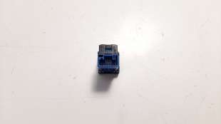 Recambio de interruptor para toyota yaris 2014-2017 hsd active referencia OEM IAM M71047   2
