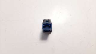 Recambio de interruptor para toyota yaris 2014-2017 hsd active referencia OEM IAM M71047  