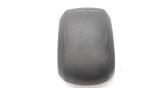 Recambio de apoyabrazos central para chevrolet cruze 2009-2014 2.0 diesel cat referencia OEM IAM   