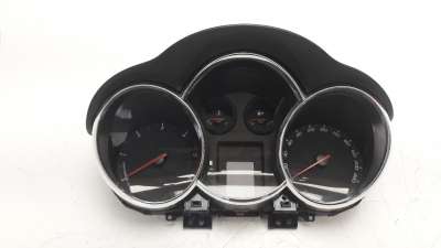 Recambio de cuadro instrumentos para chevrolet cruze 2009-2014 2.0 diesel cat referencia OEM IAM 95080021  