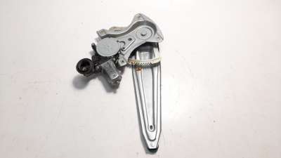 Recambio de elevalunas trasero derecho para toyota yaris 2014-2017 hsd active referencia OEM IAM 698300D220  