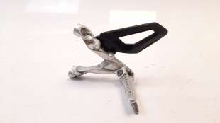 Recambio de estribo lateral para bmw s 1000 rr 2019- s 1000 rr referencia OEM IAM 46718559066  