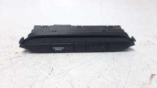 Recambio de pantalla multifuncion para hyundai i20 2014- 1.2 16v cat referencia OEM IAM 93700C8030  