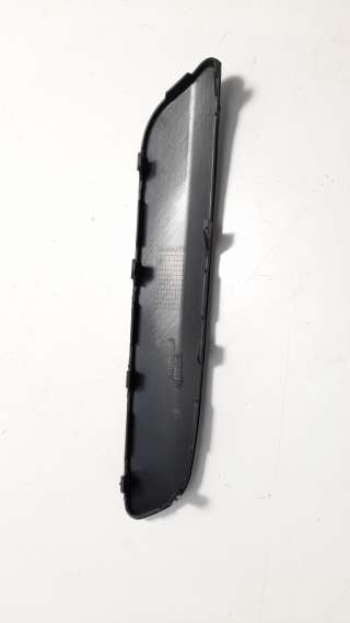 Recambio de molduras delanteras para volkswagen golf v berlina (1k1) 2003-2008 referencia OEM IAM 1K0807717EGRU 107234414 VG0371