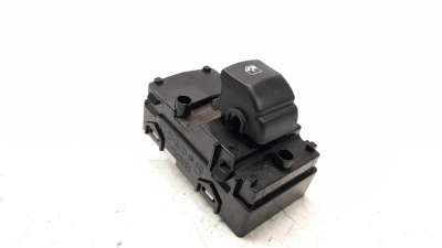 Recambio de mando elevalunas delantero derecho para kia ceed 2018- 1.0 tgdi cat referencia OEM IAM 93575J7000  