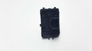 Recambio de mando elevalunas trasero izquierdo para renault megane iv berlina 5p 2015- referencia OEM IAM 254214896R IAF680017RN 2