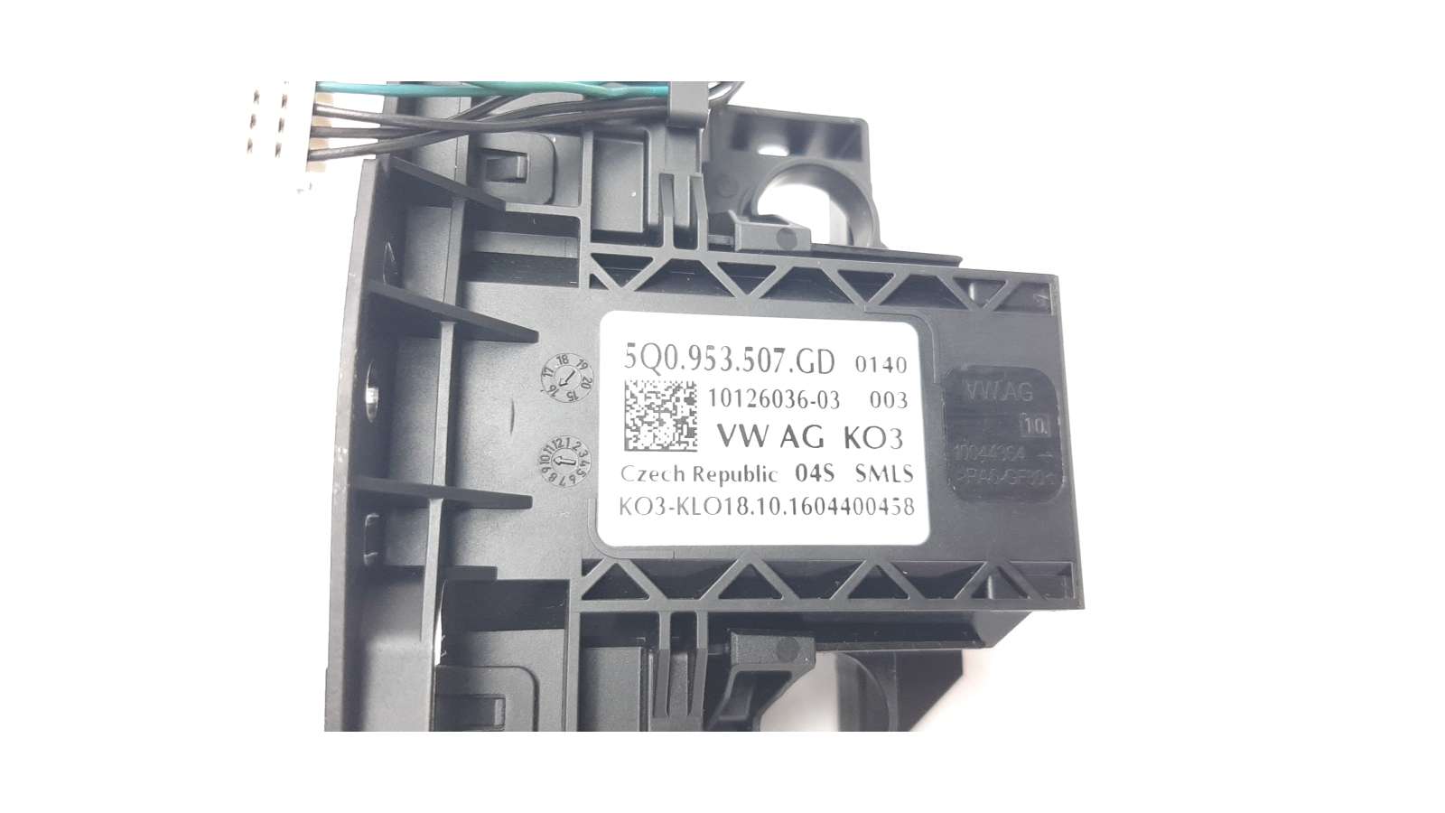 Recambio de mando multifuncion para skoda octavia lim. (5e3) 2013-2018 1.6 tdi dpf referencia OEM IAM 5Q0953507GD   Recambio de mando multifuncion para skoda octavia lim. (5e3) 2013-2018 1.6 tdi dpf referencia OEM IAM 5Q0953507GD