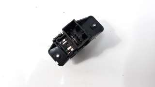 Recambio de mando elevalunas trasero derecho para kia stonic (ybcuv) 2017- 1.2 cat referencia OEM IAM 93590H8000WK  