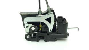 Recambio de cerradura puerta trasera derecha para ssangyong rodius 2005- 2.0 td cat referencia OEM IAM 7132021004  