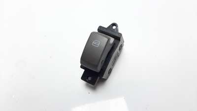 Recambio de mando elevalunas trasero izquierdo para ssangyong rodius 2005- 2.0 td cat referencia OEM IAM 621W05450  