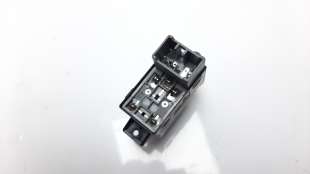 Recambio de mando elevalunas trasero izquierdo para ssangyong rodius 2005- 2.0 td cat referencia OEM IAM 621W05450   2