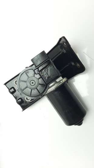 Recambio de motor limpia delantero para ssangyong rodius 2005- 2.0 td cat referencia OEM IAM 8611021001  