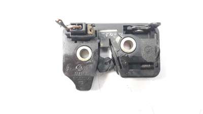 Recambio de cerradura maletero / porton para volkswagen polo berlina (6n1) 1994-1999 1.4 referencia OEM IAM 6N0827505A  