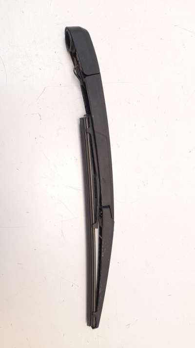 Recambio de brazo limpia trasero para kia rio 2011-2016 1.2 cat referencia OEM IAM 988112P000  