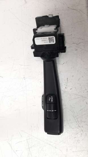 Recambio de mando intermitentes para volvo v40 2012- 1.6 diesel cat referencia OEM IAM 31394001  