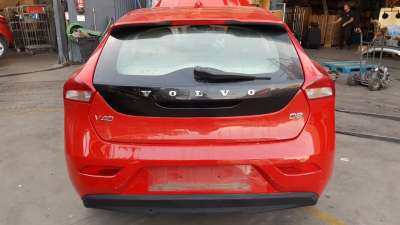 Recambio de refuerzo paragolpes trasero para volvo v40 2012- 1.6 diesel cat referencia OEM IAM 31385293  