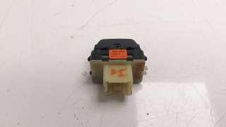 Recambio de mando elevalunas delantero izquierdo para dacia sandero 2012- 1.2 16v cat referencia OEM IAM 254214937R  