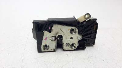 Recambio de cerradura puerta delantera derecha para dacia sandero 2012- 1.2 16v cat referencia OEM IAM 825026816R  
