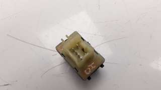 Recambio de mando elevalunas delantero izquierdo para dacia sandero 2012- 1.2 16v cat referencia OEM IAM 254214937R  