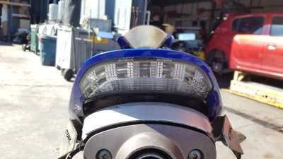 Recambio de piloto trasero central para honda cbr 600 f / cbr 600 rr 1987-2012 referencia OEM IAM 33701MEE641  