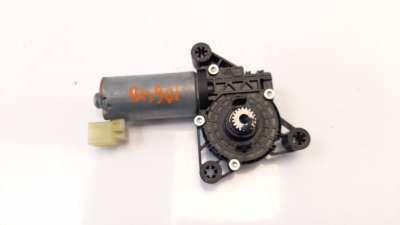 Recambio de motor techo electrico para toyota aygo 2014- 1.0 cat referencia OEM IAM 857300H010 0390200103 