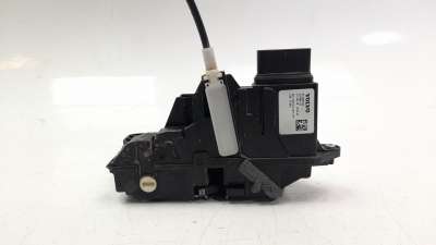 Recambio de cerradura puerta trasera derecha para volvo v60 familiar 2018- 2.0 diesel cat referencia OEM IAM 31462000  