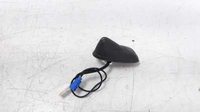 Recambio de antena para peugeot 308 2013- 1.2 12v e-thp referencia OEM IAM 9666567580  