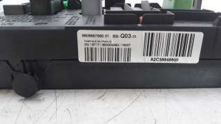 Recambio de caja reles / fusibles para peugeot 308 2013- 1.2 12v e-thp referencia OEM IAM 9806687880 A2C53383165 