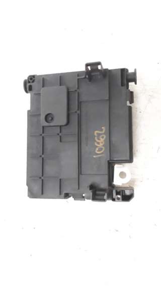 Recambio de caja reles / fusibles para peugeot 308 2013- 1.2 12v e-thp referencia OEM IAM 9806687880 A2C53383165 