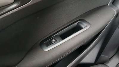 Recambio de mando elevalunas trasero derecho para peugeot 308 2013- 1.2 12v e-thp referencia OEM IAM 96762292ZD  
