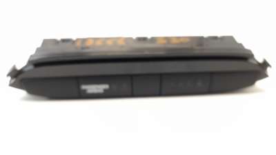 Recambio de pantalla multifuncion para hyundai i20 2014- 1.2 16v cat referencia OEM IAM 93700C8030  