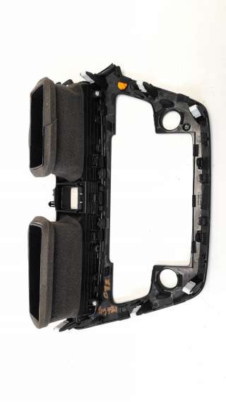Recambio de moldura para hyundai i20 2014- 1.2 16v cat referencia OEM IAM 84740C8ACO  
