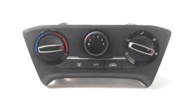 Recambio de mando calefaccion / aire acondicionado para hyundai i20 2014- 1.2 16v cat referencia OEM IAM 97250C8410  