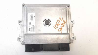 Recambio de centralita motor uce para dacia sandero 2012- 0.9 tce cat referencia OEM IAM 237105499R  