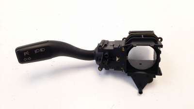 Recambio de mando intermitentes para audi a4 avant (8e) 2004-2008 2.0 tdi referencia OEM IAM 4E0953513A  
