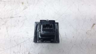 Recambio de warning para hyundai kona 2017- referencia OEM IAM 93790J9000  
