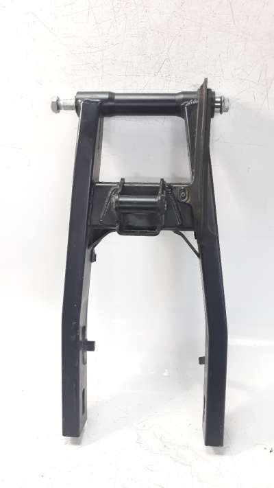 Recambio de puente trasero para honda nc 750 2016- nc 750 x referencia OEM IAM 52200MGSD32  
