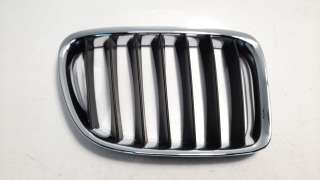 Recambio de rejilla delantera para bmw x1 (e84) 2009-2015 referencia OEM IAM 51112993306 107062404 BM7022023