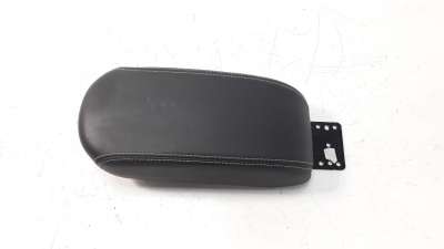 Recambio de apoyabrazos central para jeep renegade 2014- 1.6 m-jet cat referencia OEM IAM 0735603049  