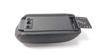 Recambio de apoyabrazos central para jeep renegade 2014- 1.6 m-jet cat referencia OEM IAM 0735603049  