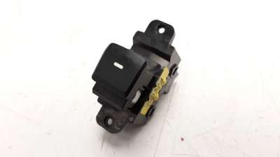 Recambio de mando elevalunas delantero derecho para hyundai i20 2014- 1.2 16v cat referencia OEM IAM 93580C8000  