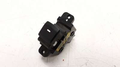 Recambio de mando elevalunas trasero izquierdo para hyundai i20 2014- 1.2 16v cat referencia OEM IAM 93580C7010  