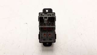 Recambio de mando elevalunas trasero izquierdo para hyundai i20 2014- 1.2 16v cat referencia OEM IAM 93580C7010  