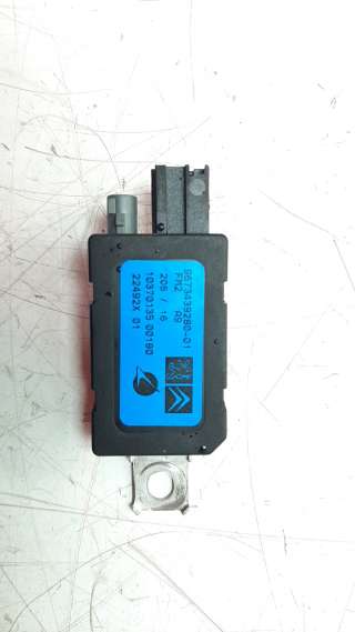 Recambio de antena para peugeot 208 2012-2019 1.6 blue-hdi fap referencia OEM IAM 9673439280  