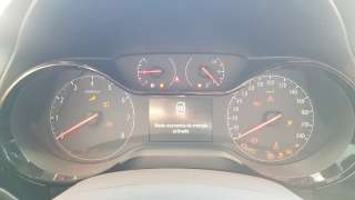 Recambio de cuadro instrumentos para opel corsa f 2019- 1.2 referencia OEM IAM 9831576180  
