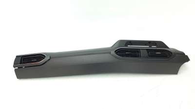 Recambio de moldura para dacia sandero 2012- referencia OEM IAM 683102674R  