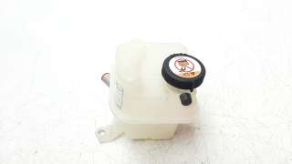 Recambio de deposito expansion para toyota auris 2012-2019 hybrid active referencia OEM IAM 4722009180  