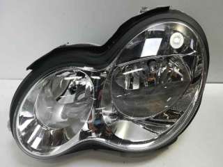 Recambio de faro izquierdo para mercedes-benz clase c (w203) berlina 2000-2007 referencia OEM IAM 2038200161 10113131014 ME02849